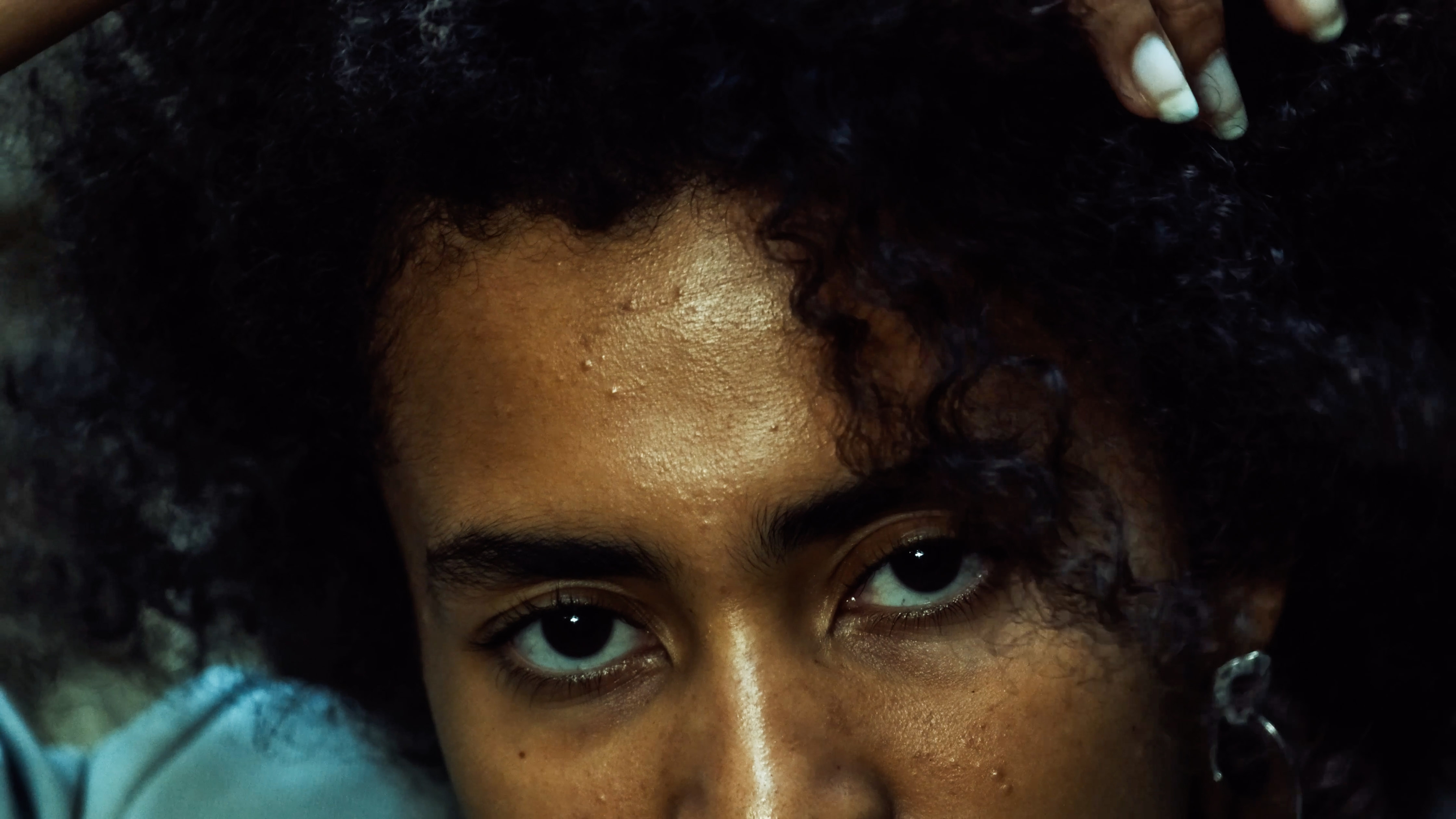 Natural versus Artificial - Photography by Studio Issaya - 4